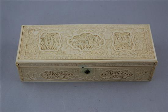 A Chinese export ivory rectangular box, second quarter 19th century, 25cm.